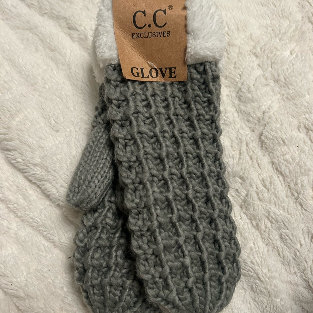 Gray Knit Mittens